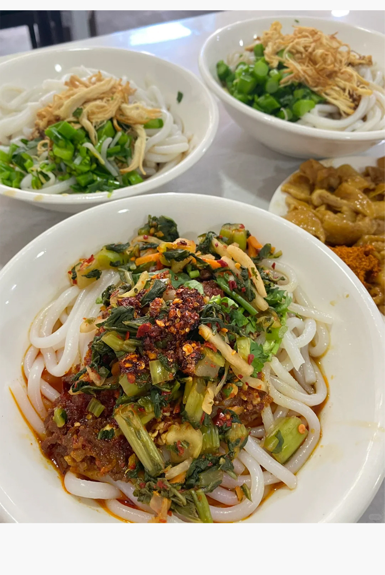 吃-三级-再回首鸡丝米线_04